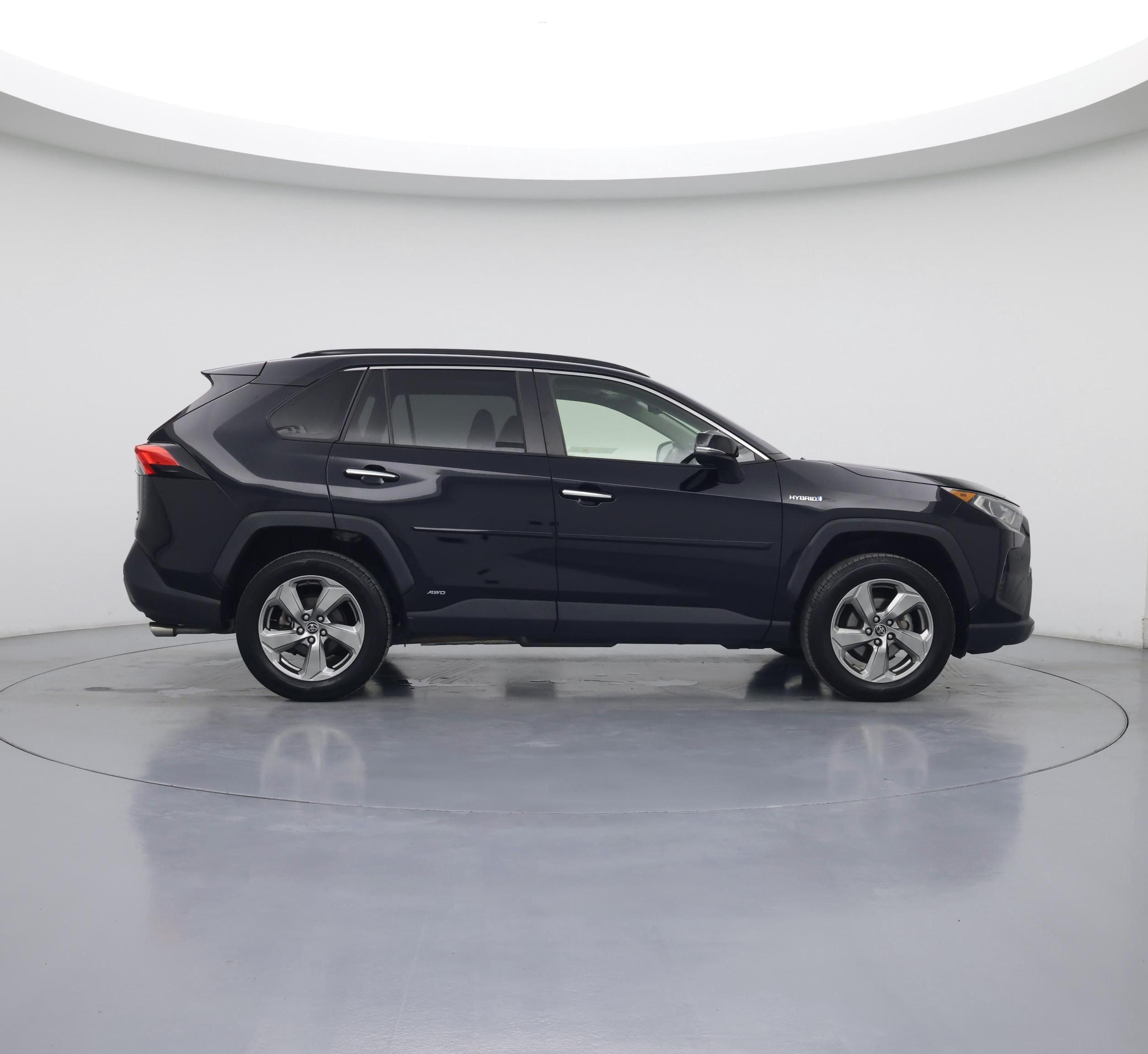 Thumbnail: 2019 Toyota RAV4 - 7