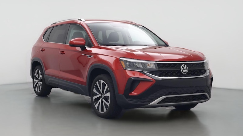 2022 Volkswagen Taos SE Hero Image