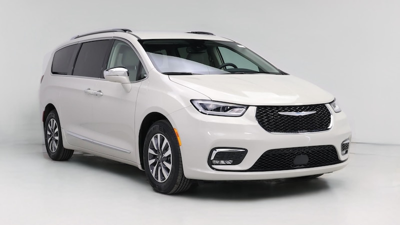 2021 Chrysler Pacifica Hybrid Touring Hero Image