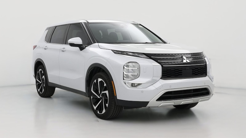 2022 Mitsubishi Outlander SE Hero Image