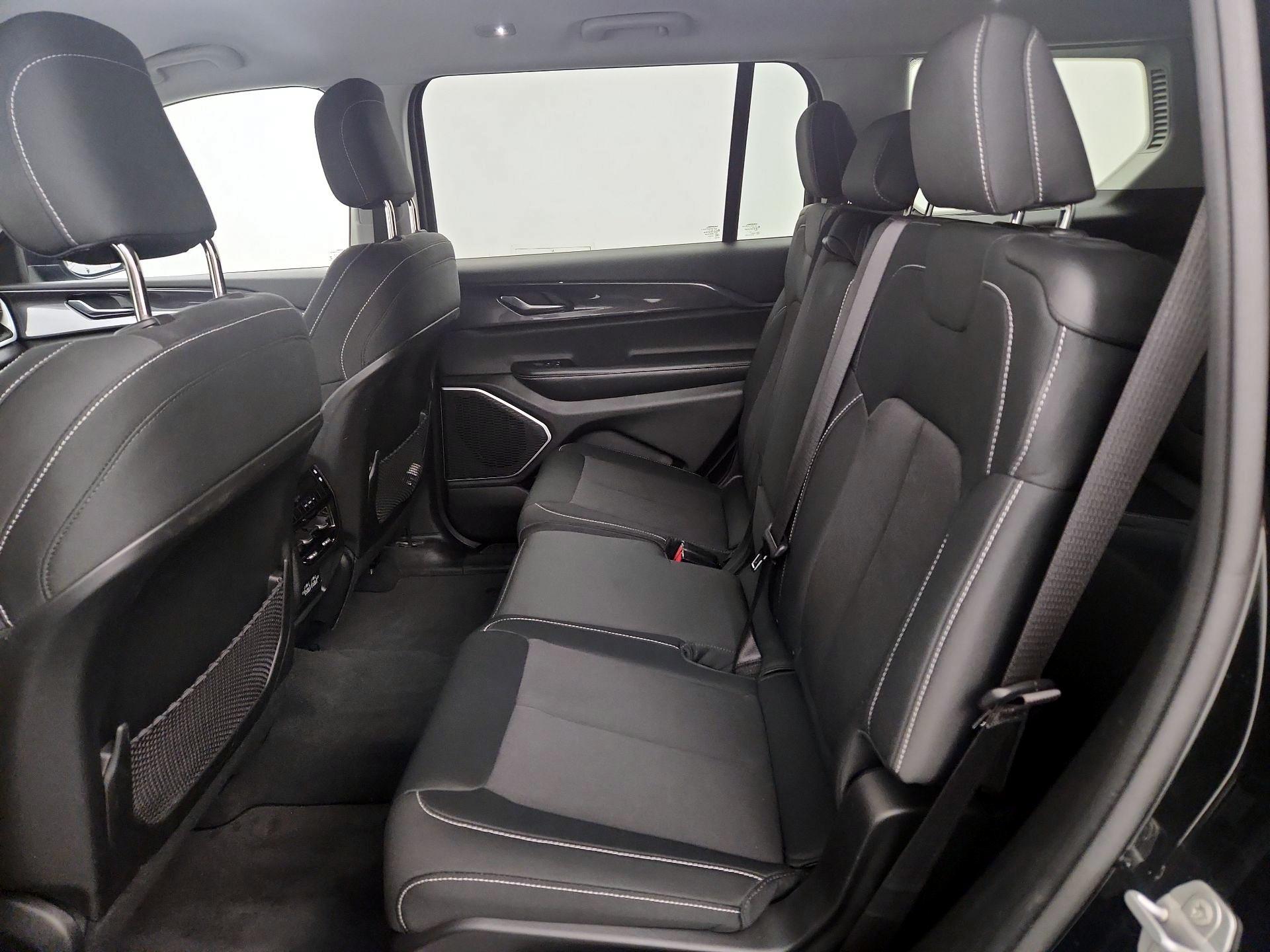 Thumbnail: 2021 Jeep Grand Cherokee L - 19