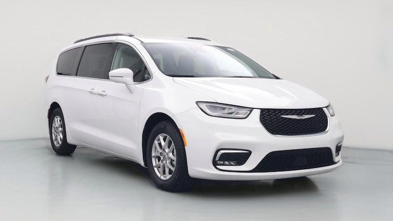 2022 Chrysler Pacifica Touring L Hero Image