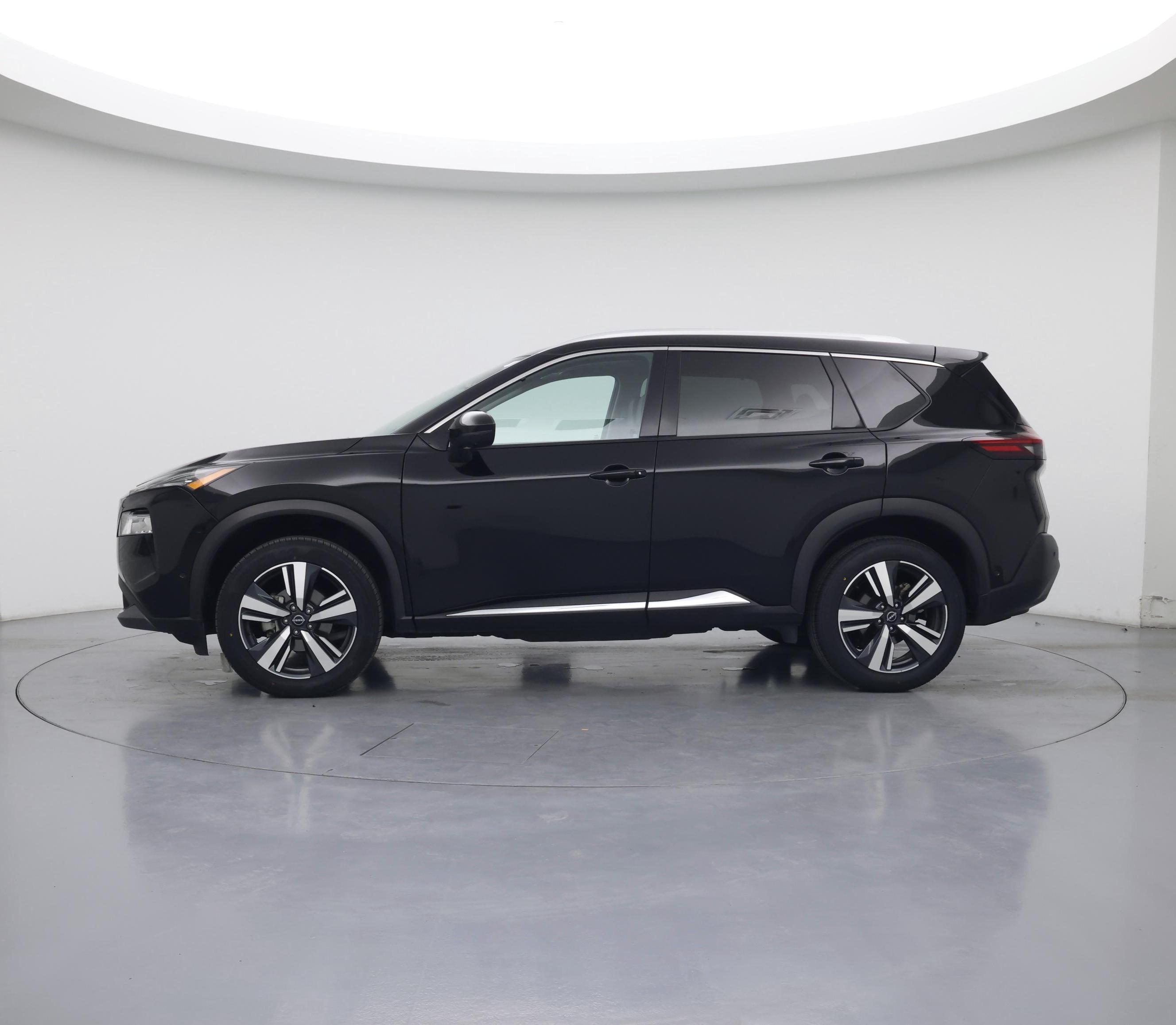 Thumbnail: 2023 Nissan Rogue - 3