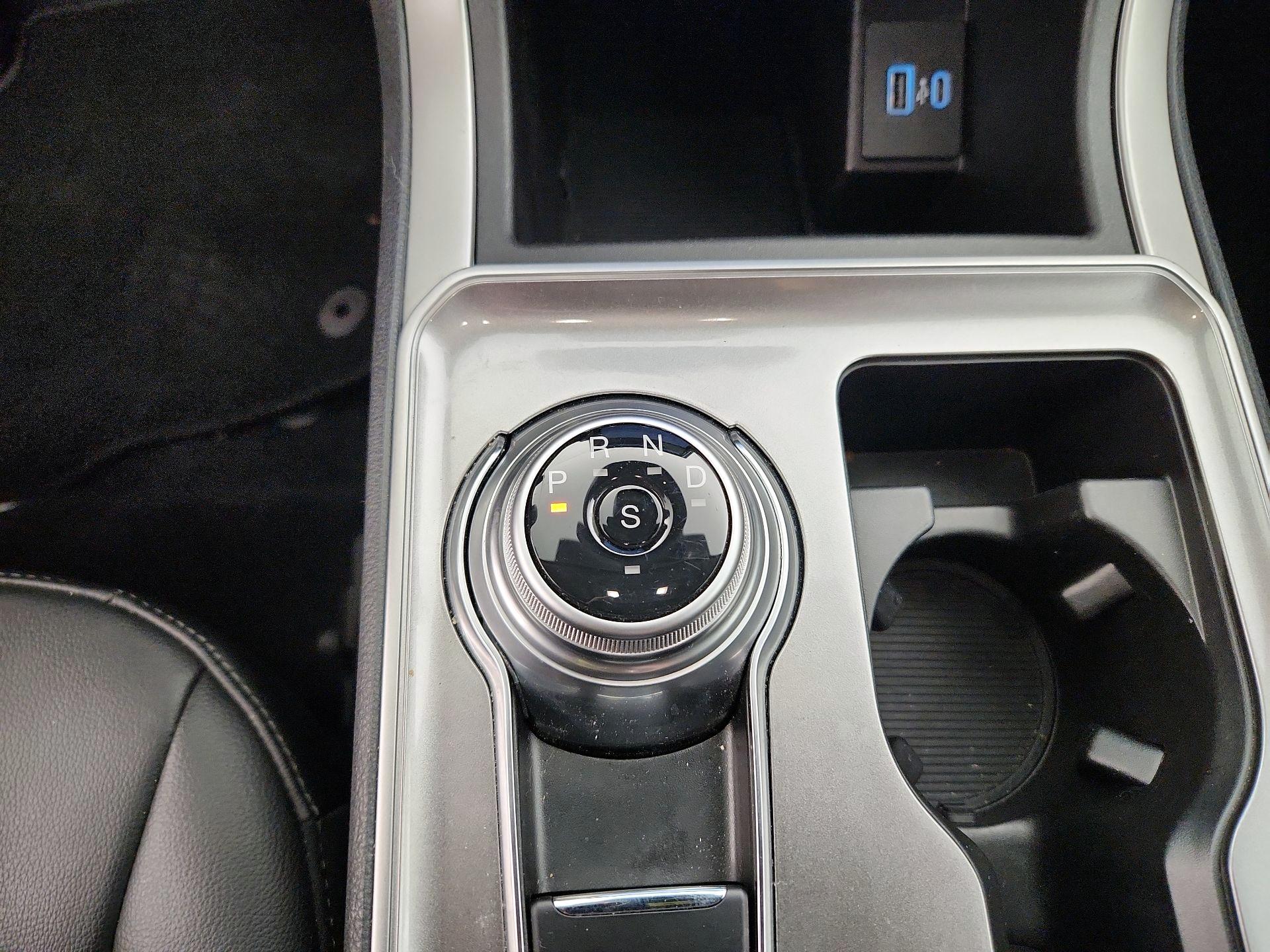 Thumbnail: 2023 Ford Edge - 17