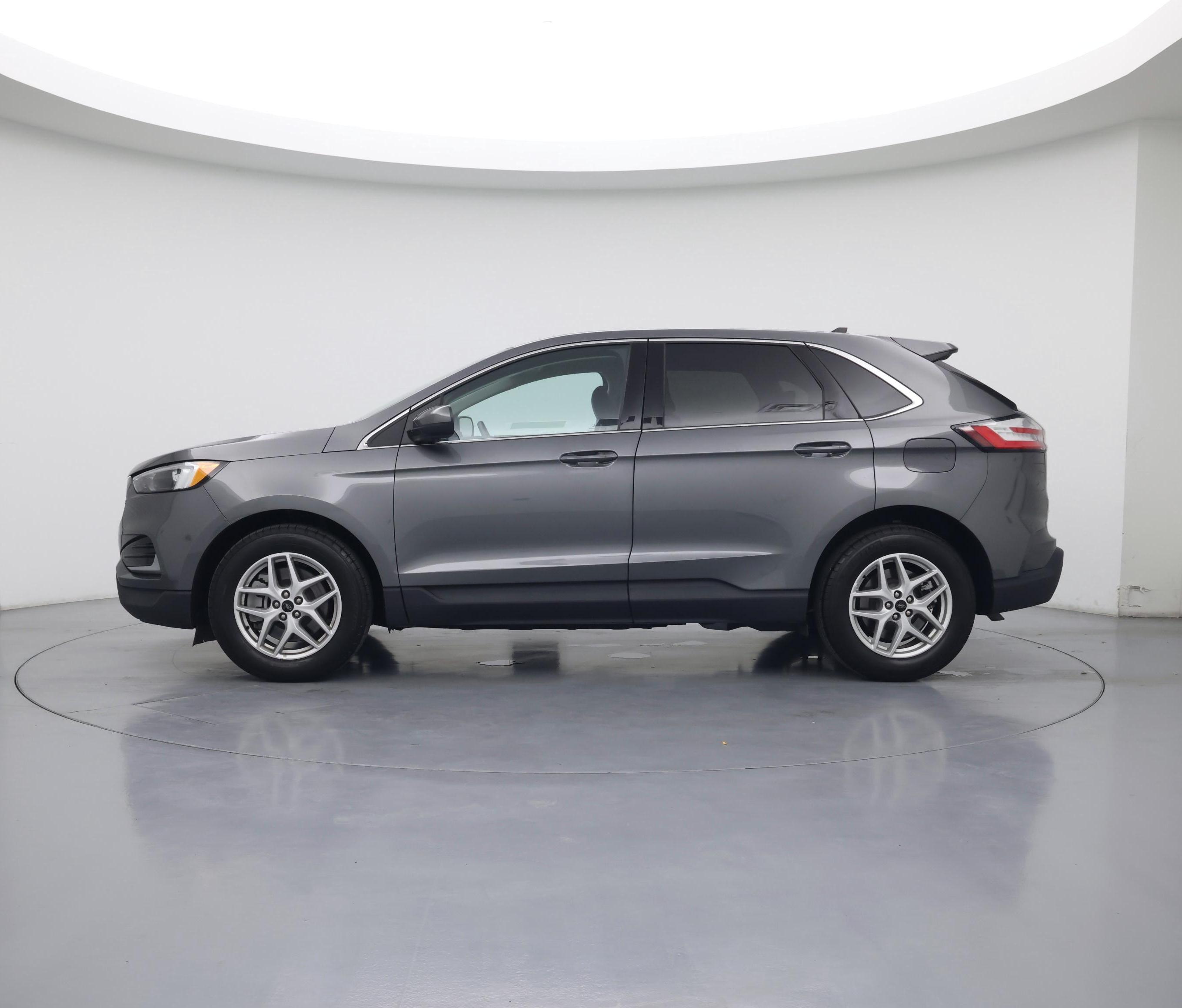 Thumbnail: 2023 Ford Edge - 3