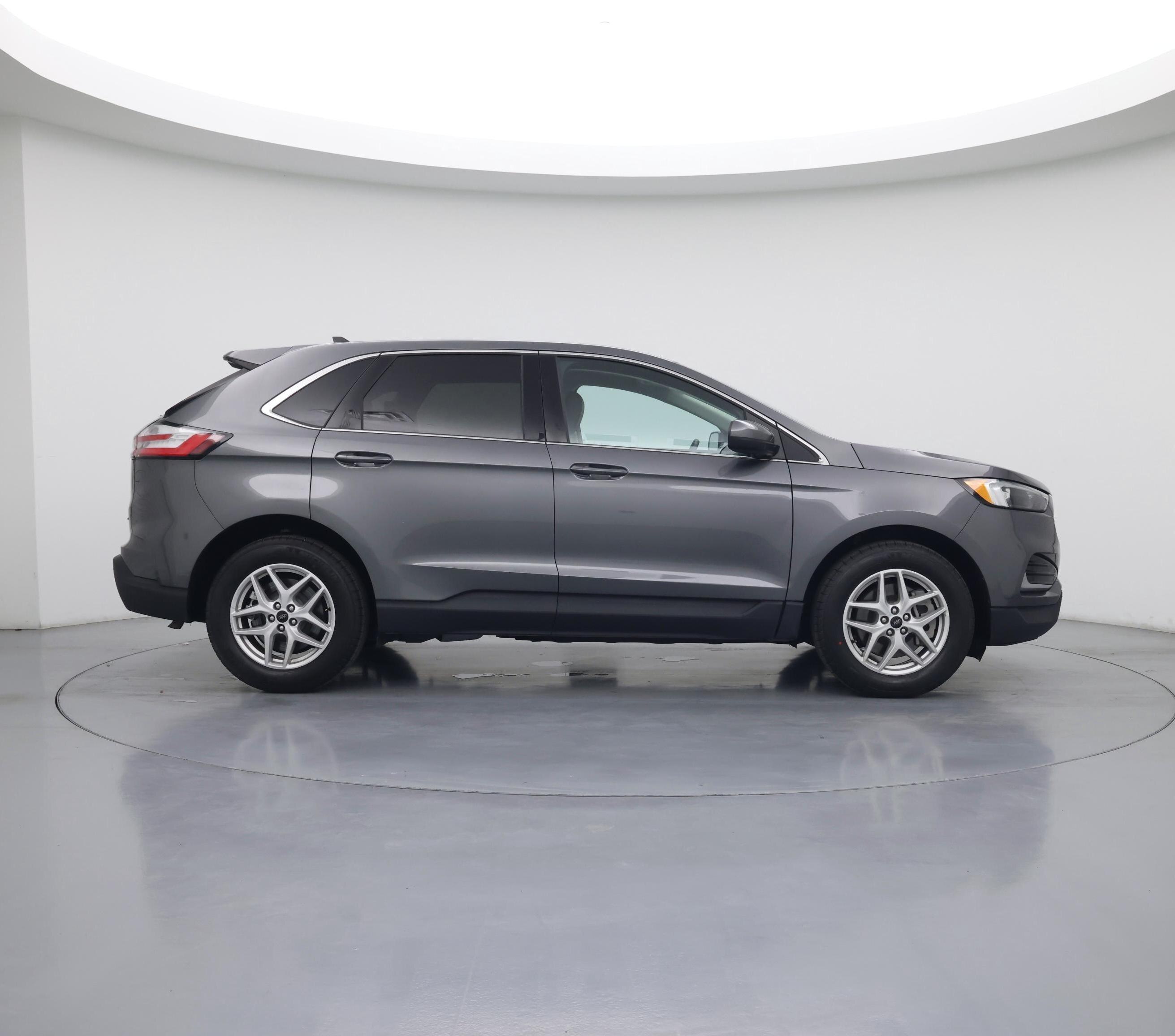 Thumbnail: 2023 Ford Edge - 7