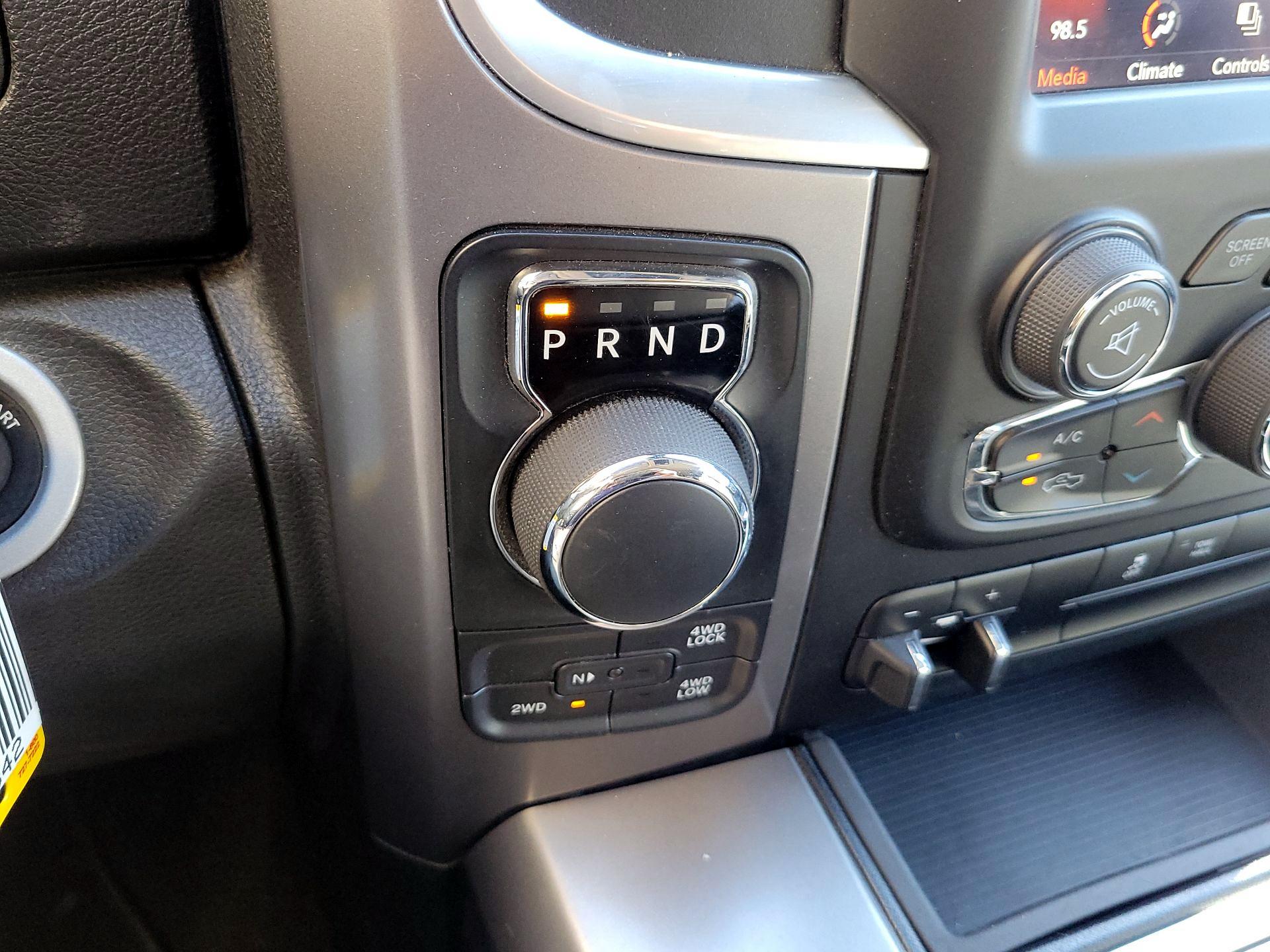 Thumbnail: 2023 RAM 1500 Classic - 16