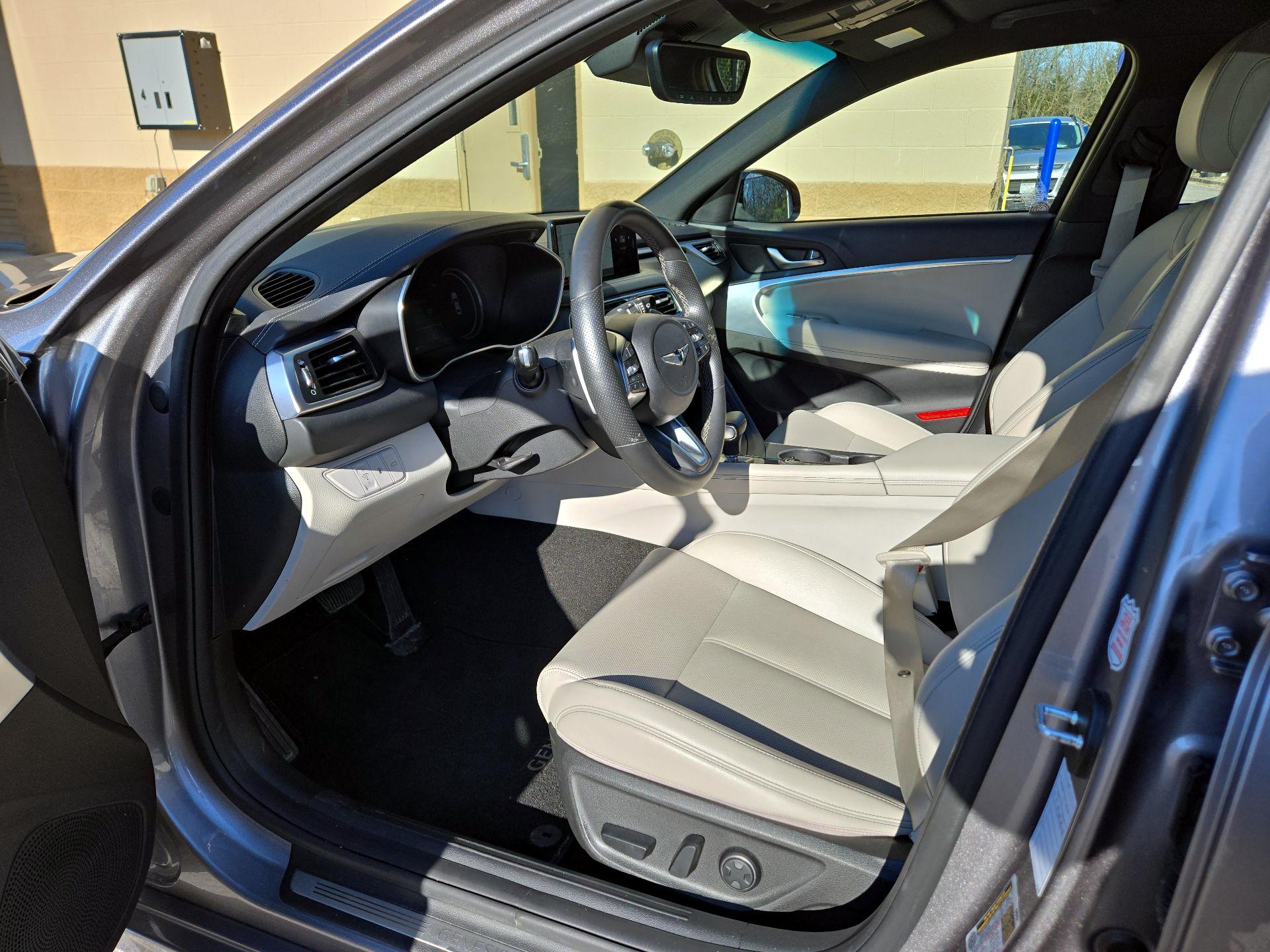 Thumbnail: 2023 Genesis G70 - 9