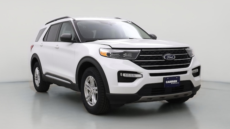 2023 Ford Explorer XLT Hero Image