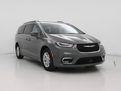 2022 Chrysler Pacifica Touring L -
                Madison, TN