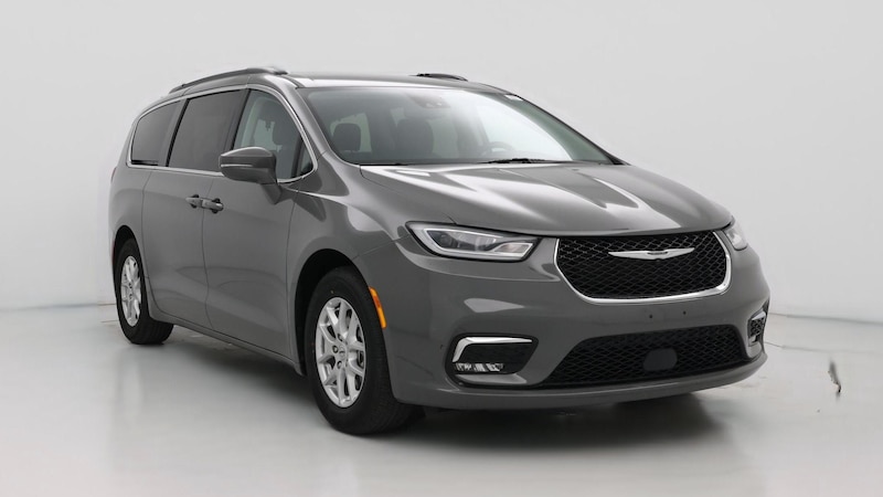 2022 Chrysler Pacifica Touring L Hero Image