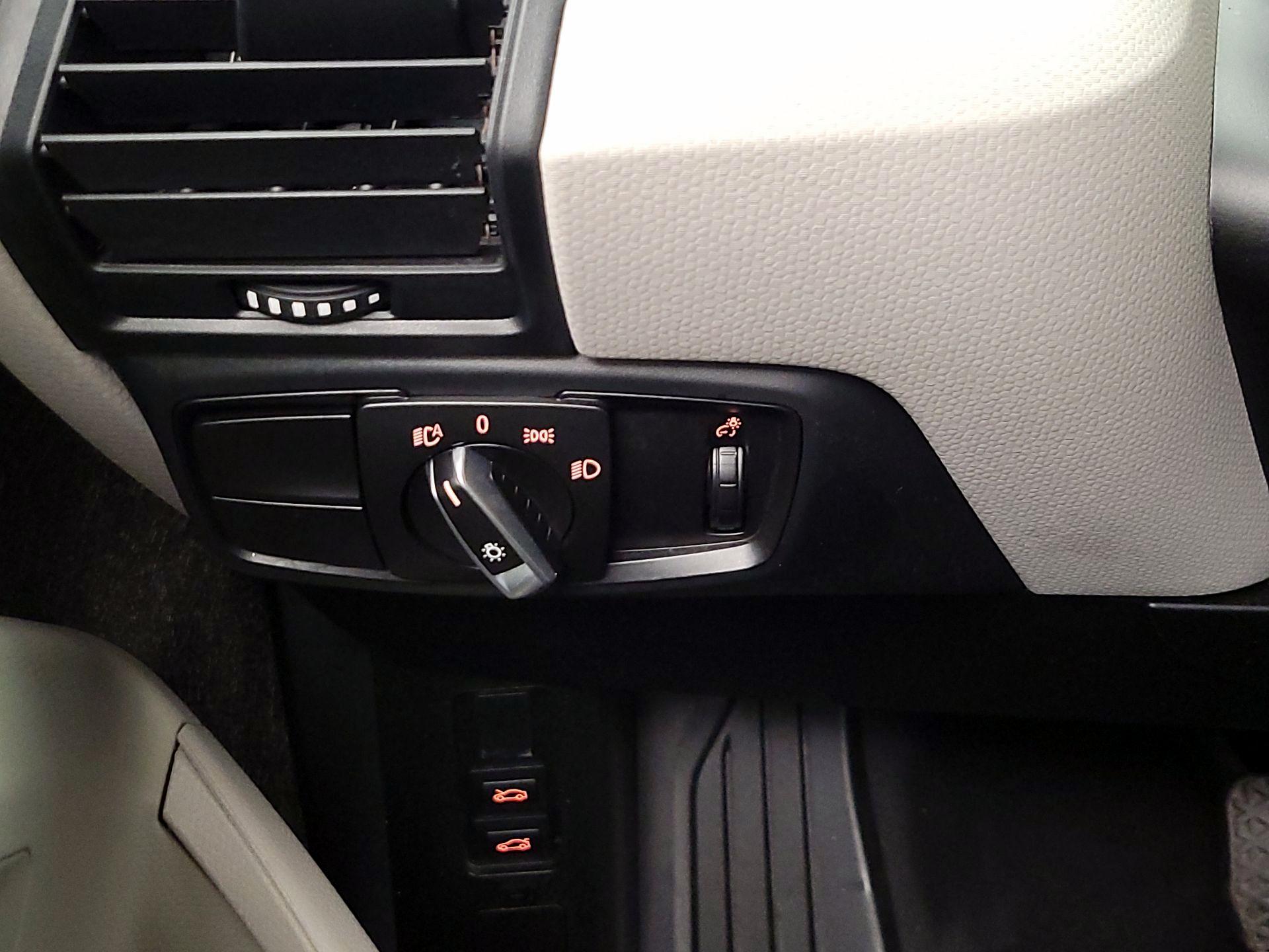 Thumbnail: 2016 BMW i3 - 13