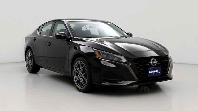 2023 Nissan Altima SR Hero Image