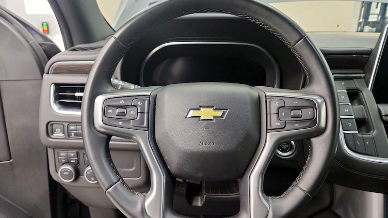 2023 Chevrolet Suburban 1500 LT 10