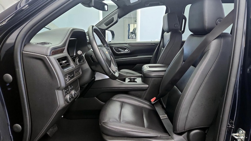 2023 Chevrolet Suburban 1500 LT 11