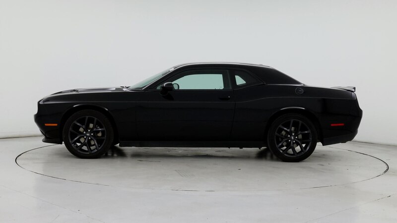 2022 Dodge Challenger SXT 3