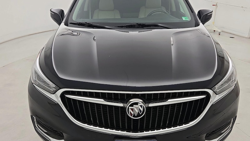 2020 Buick Enclave Essence 2