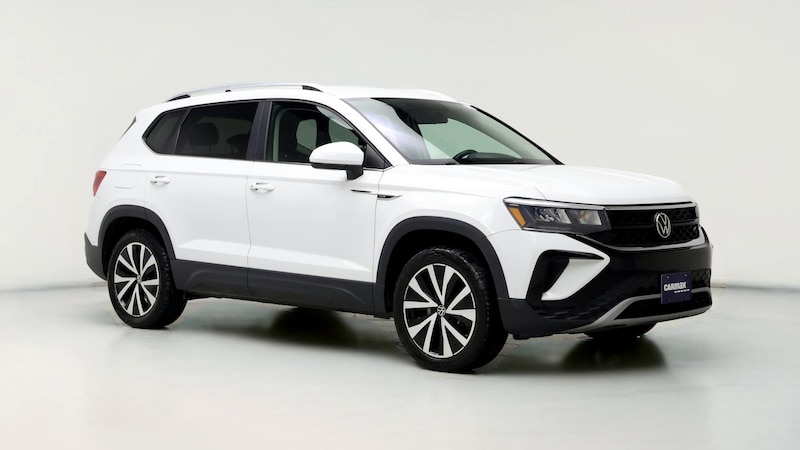 2022 Volkswagen Taos SE Hero Image