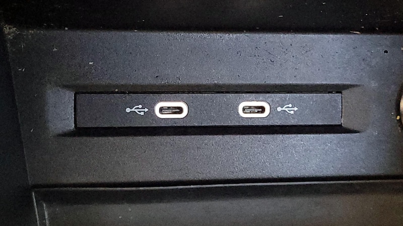 2022 Volkswagen Taos SE 18