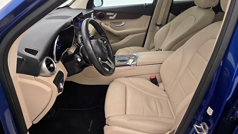 2022 Mercedes-Benz GLC 300 11
