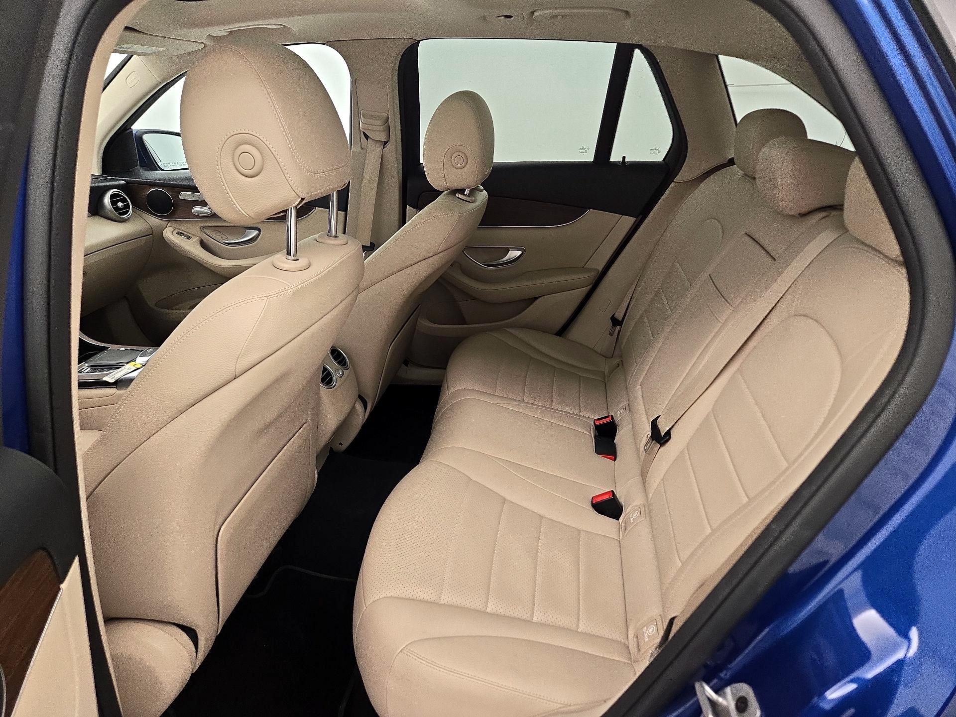 Thumbnail: 2022 Mercedes-Benz GLC - 20