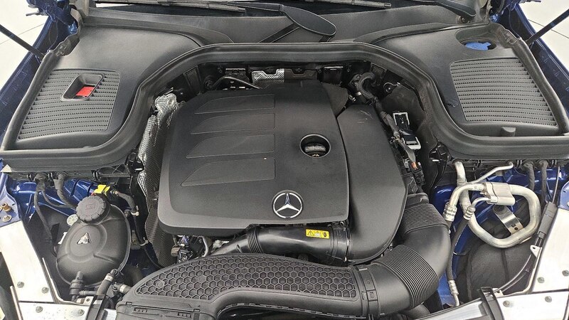 2022 Mercedes-Benz GLC 300 23