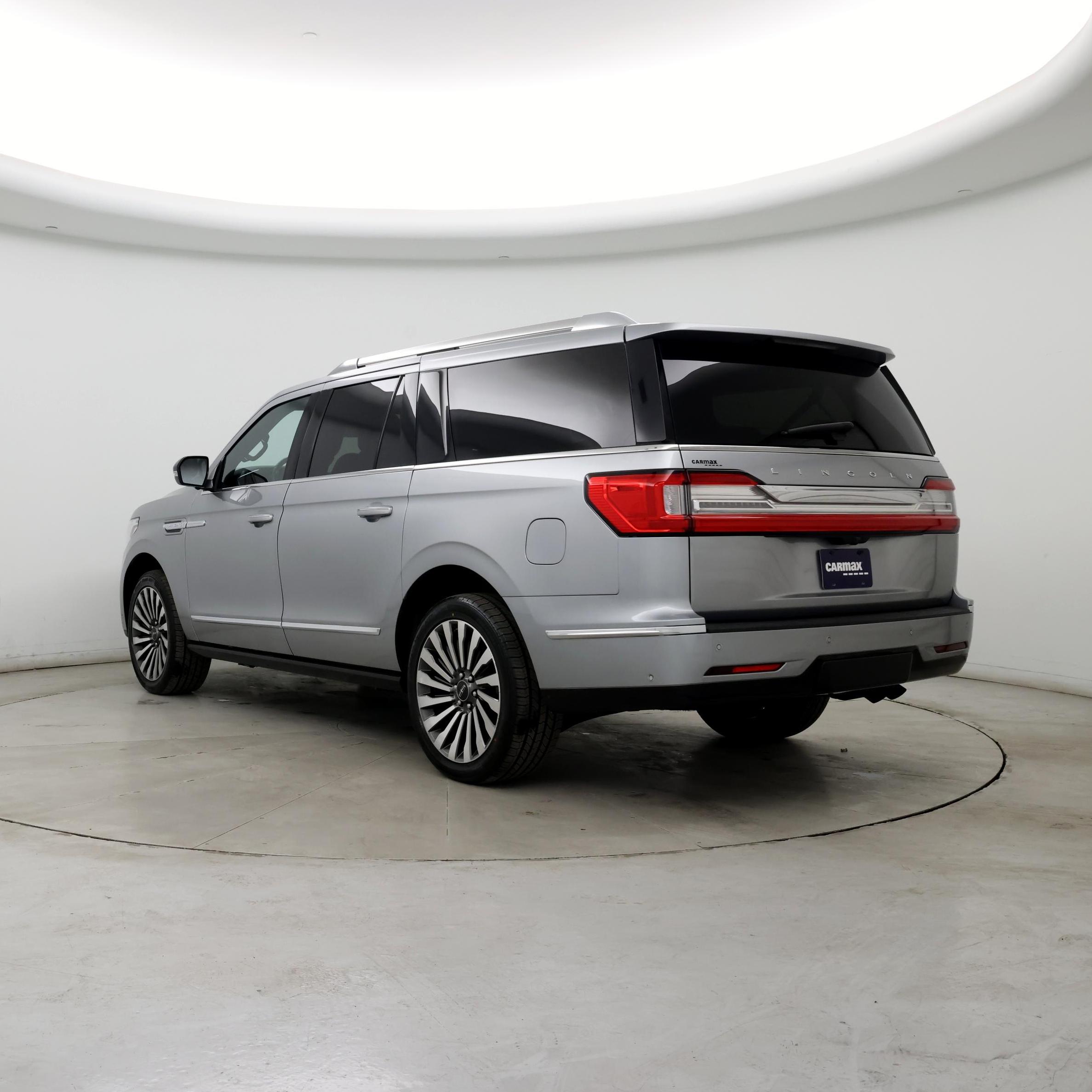 Thumbnail: 2021 Lincoln Navigator L - 2