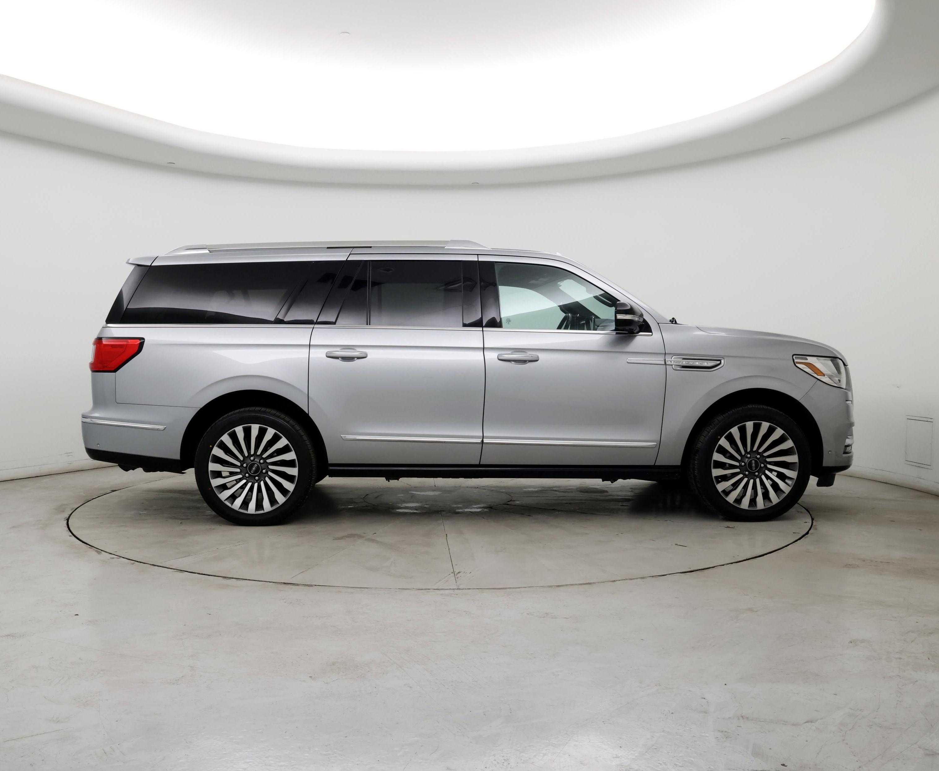Thumbnail: 2021 Lincoln Navigator L - 7