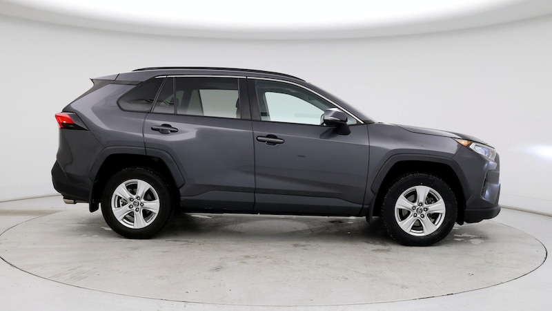 2019 Toyota RAV4 XLE 7