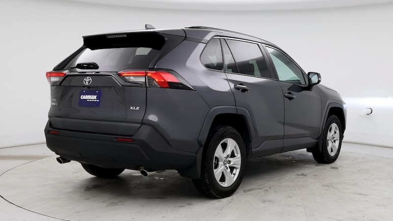 2019 Toyota RAV4 XLE 8