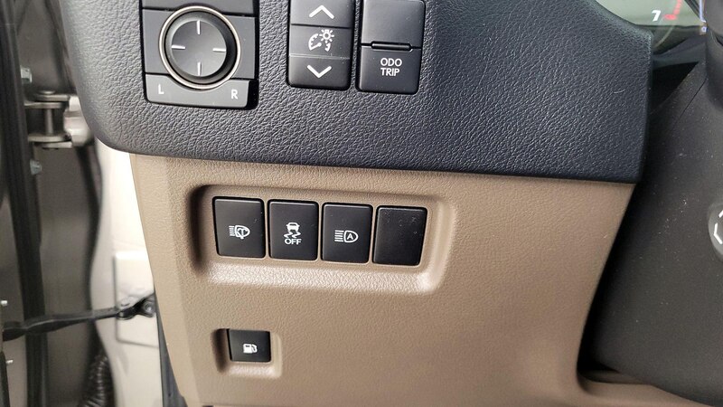 2020 Lexus GX 460 13