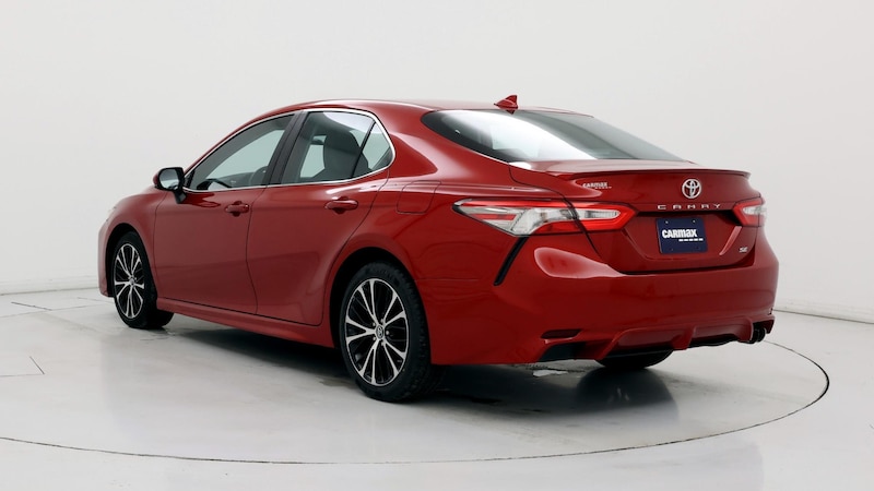 2019 Toyota Camry SE 2