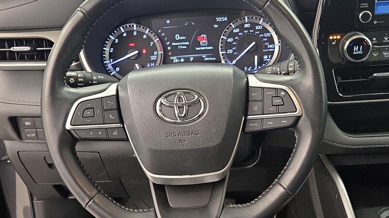 2022 Toyota Highlander XLE 10