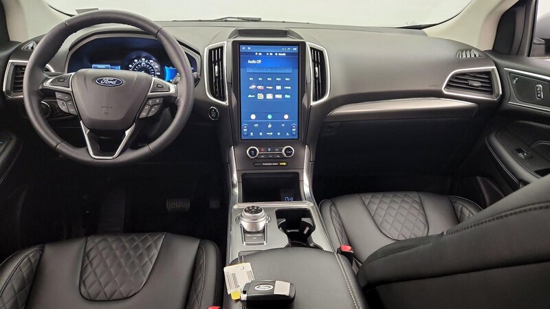 2024 Ford Edge Titanium 9