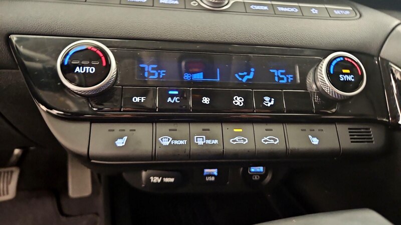 2023 Hyundai Elantra SEL 16