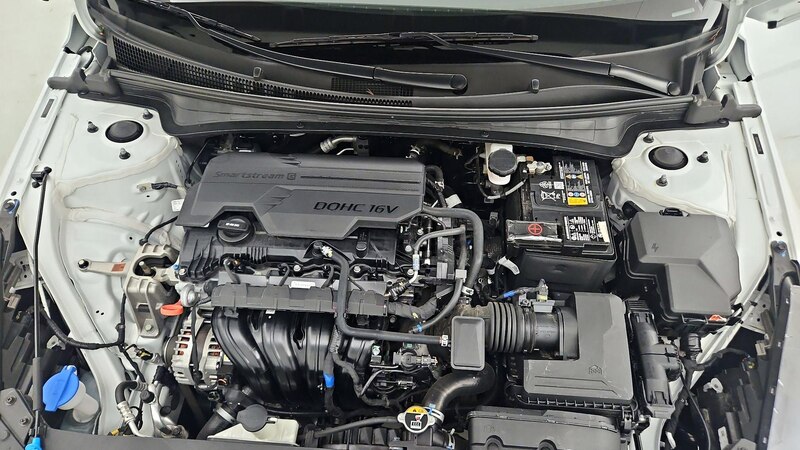 2023 Hyundai Elantra SEL 20
