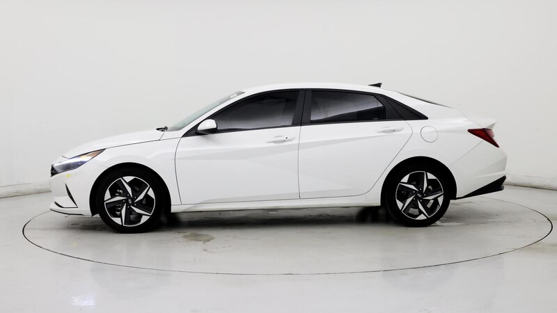 2023 Hyundai Elantra SEL 3