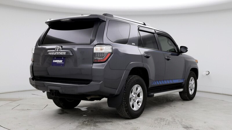 2023 Toyota 4Runner SR5 8