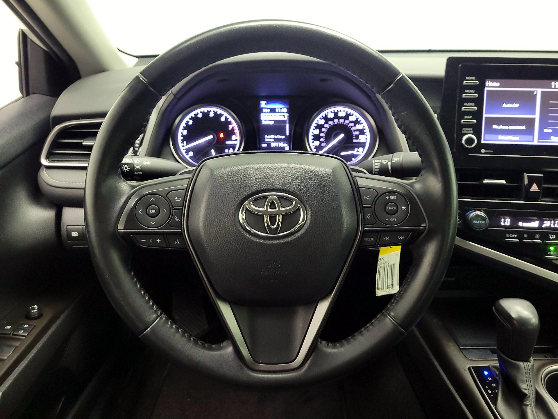Thumbnail: 2022 Toyota Camry - 10
