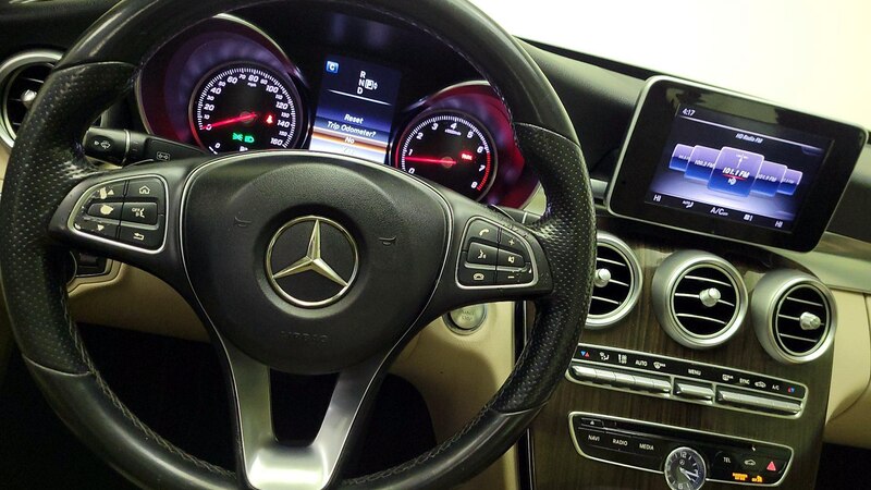 2015 Mercedes-Benz C-Class C 300 10