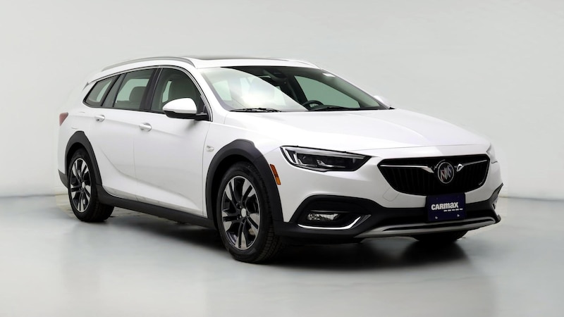 2018 Buick Regal Essence Hero Image