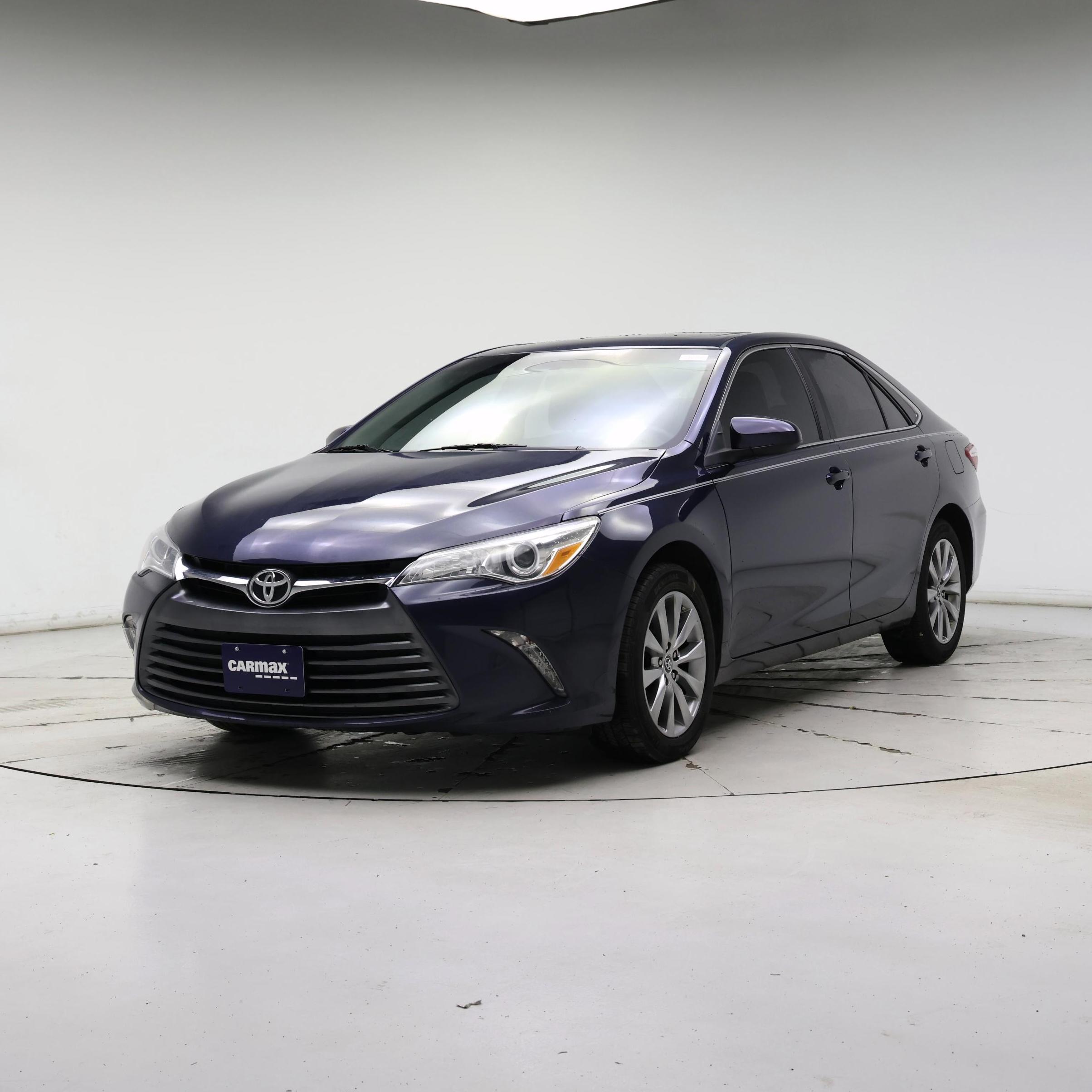 Thumbnail: 2015 Toyota Camry - 4