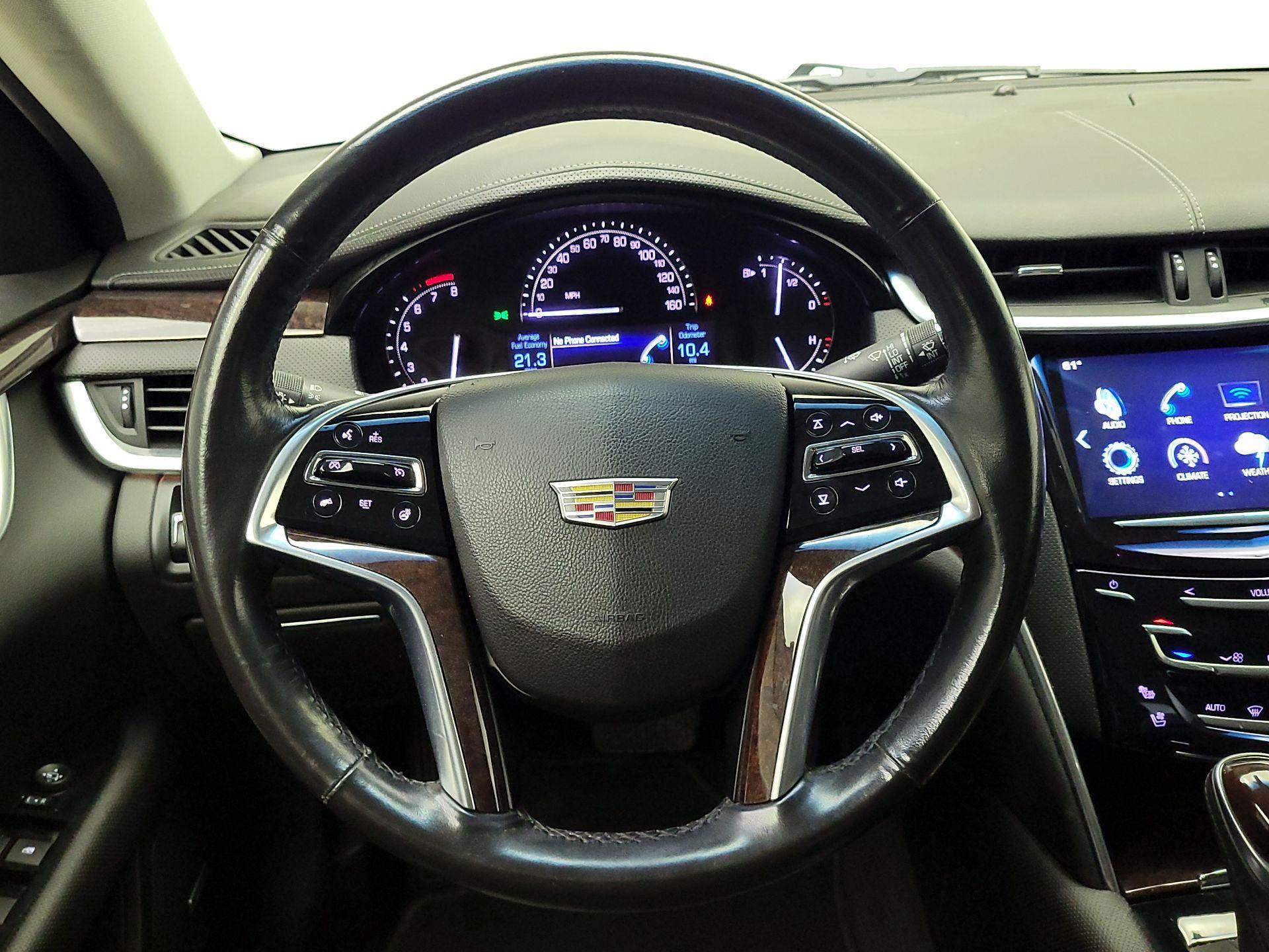 Thumbnail: 2017 Cadillac XTS - 10
