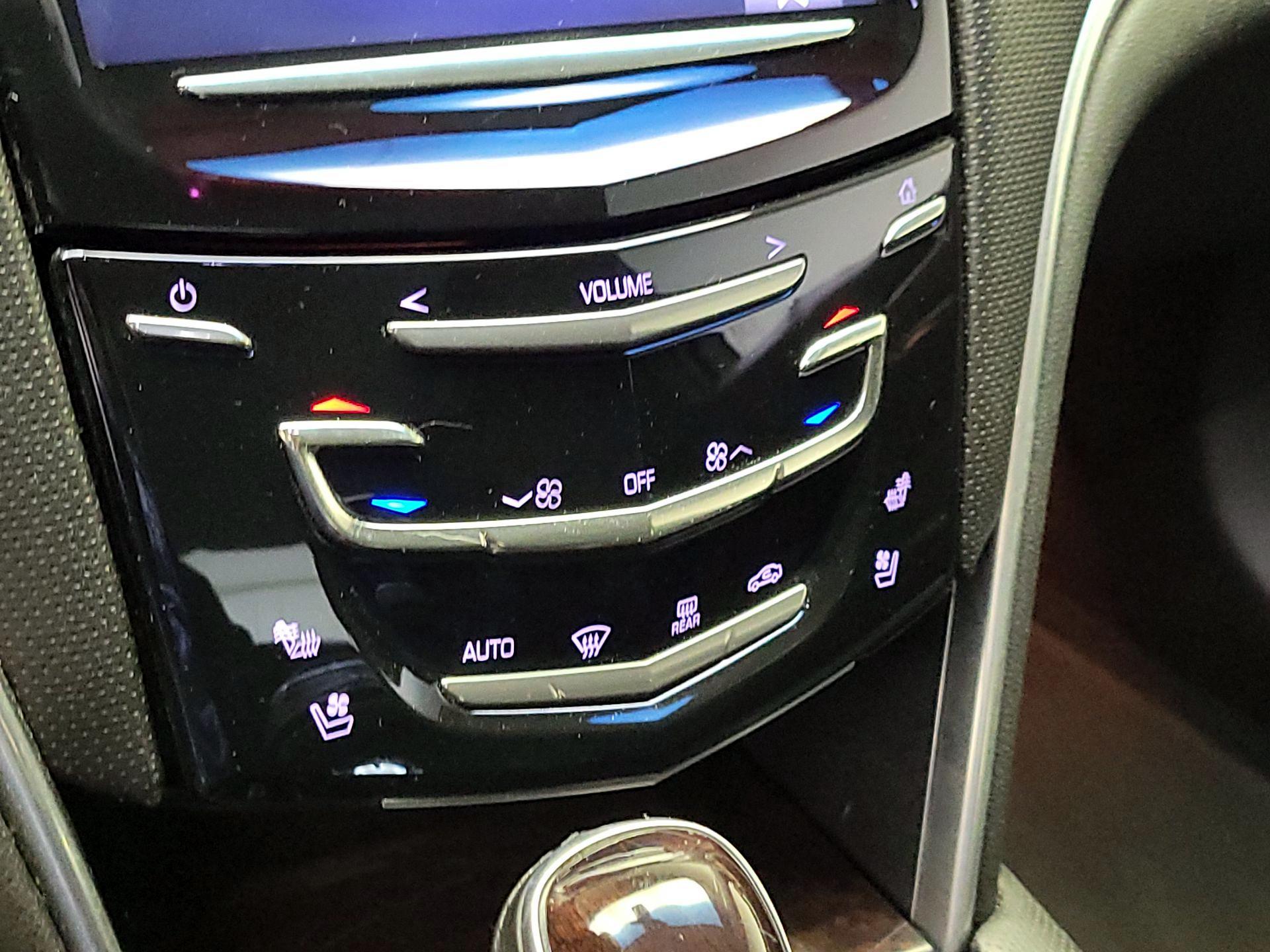 Thumbnail: 2017 Cadillac XTS - 17