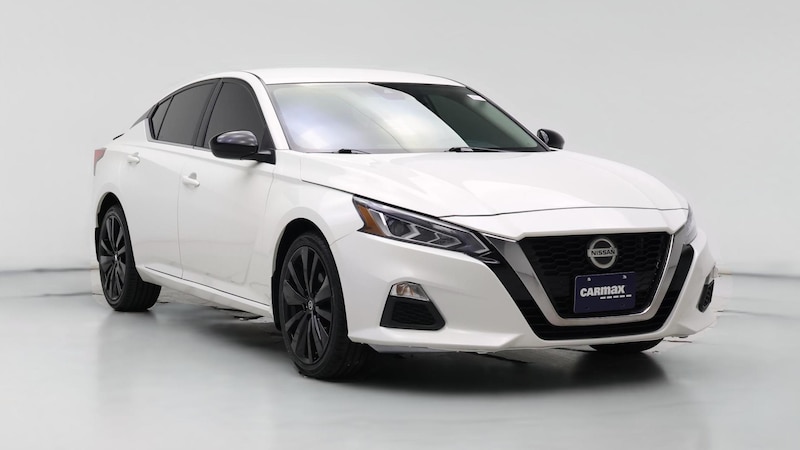 2021 Nissan Altima SR Hero Image