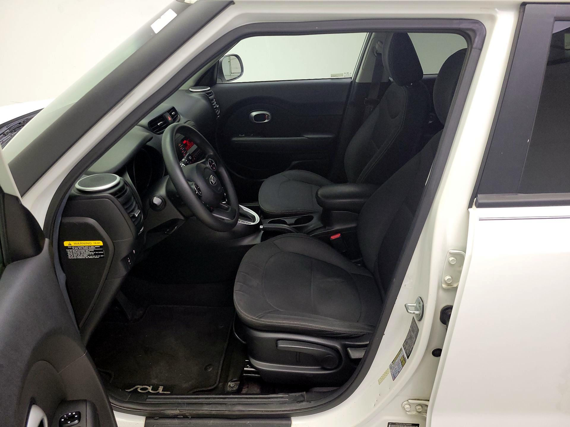 Thumbnail: 2014 Kia Soul - 11