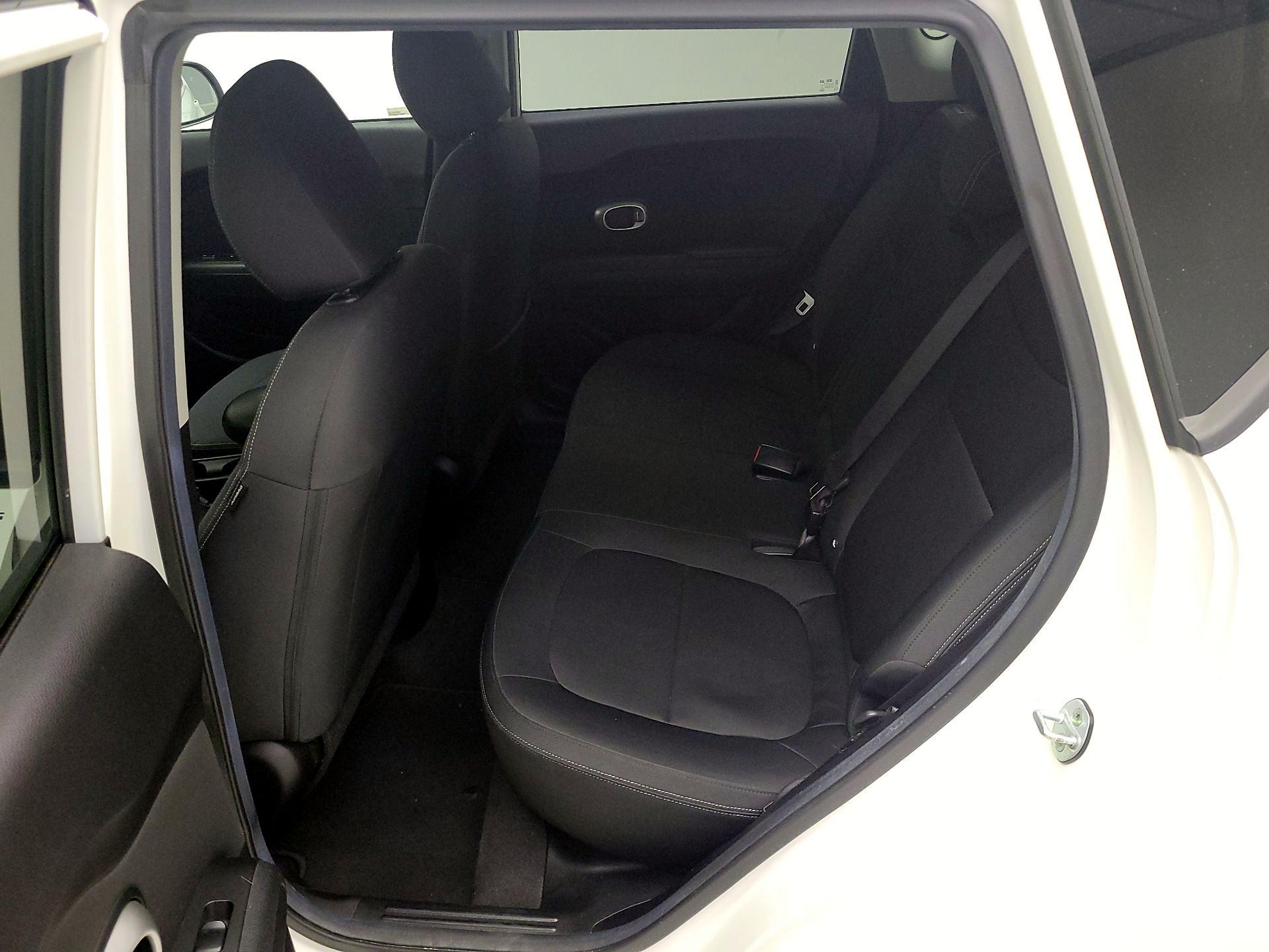 Thumbnail: 2014 Kia Soul - 18