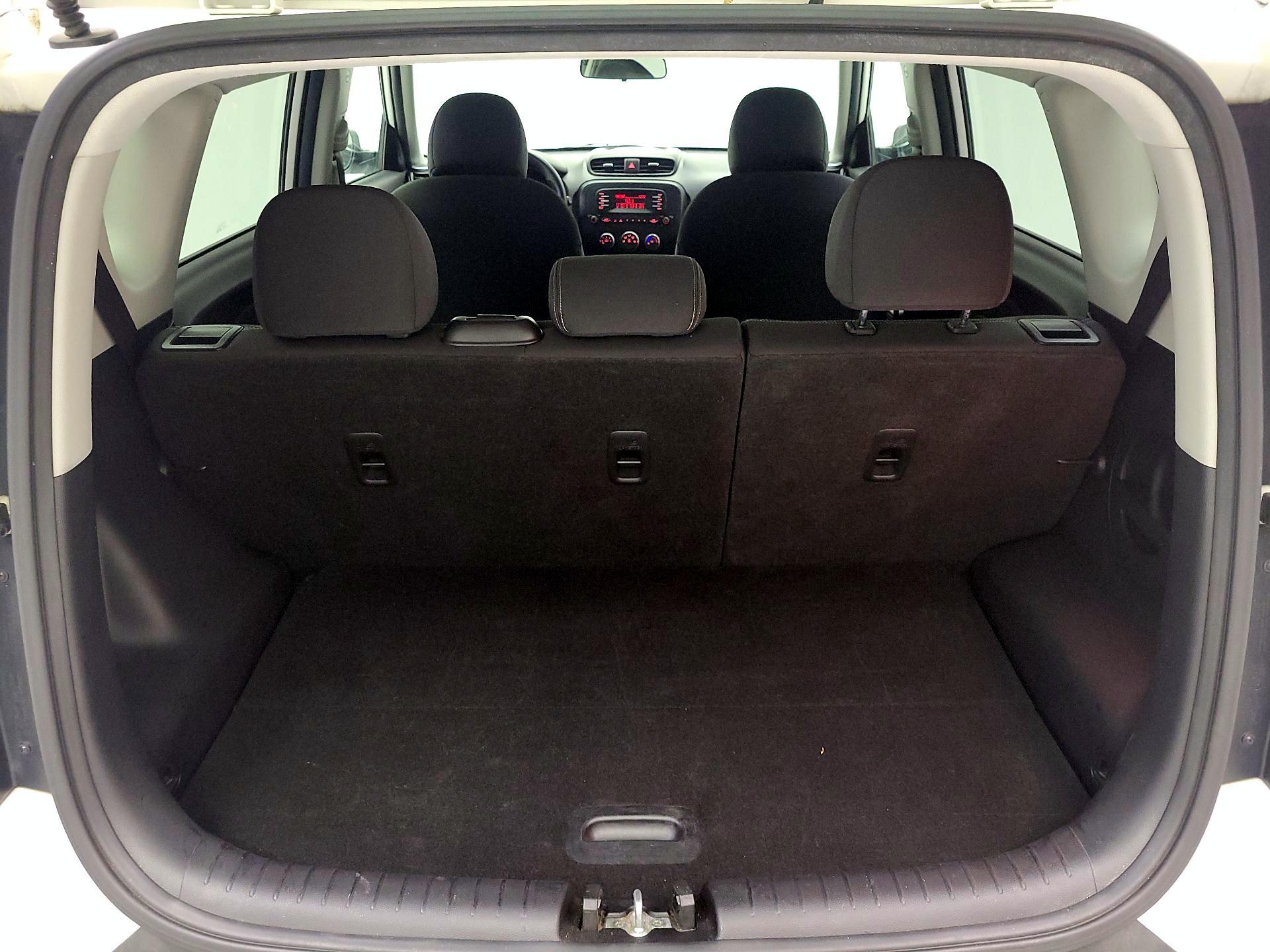 Thumbnail: 2014 Kia Soul - 19