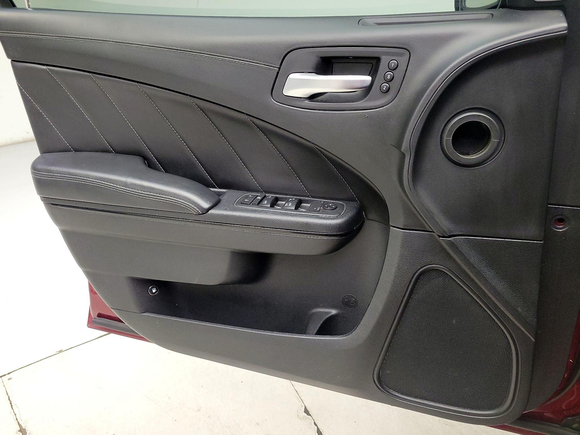 Thumbnail: 2019 Dodge Charger - 12