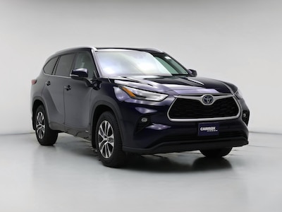 2022 Toyota Highlander XLE -
                Kenosha, WI